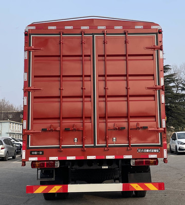 解放牌CA5180CCYP28K62L2E6A80型仓栅式运输车